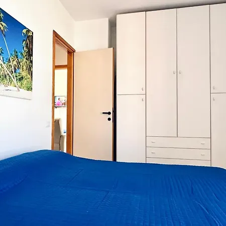 Appartement M410 - Marcelli, Comodo Trilocale Con Ampia Terrazza *